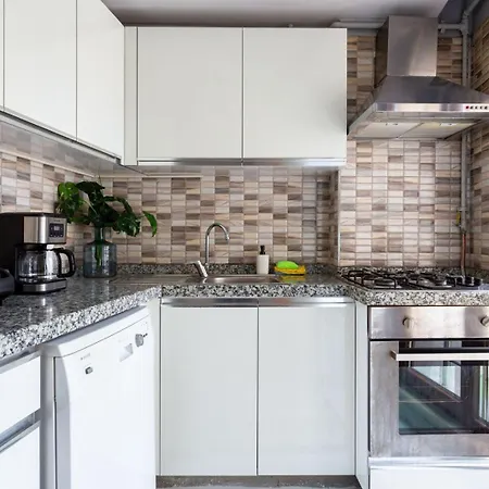 Modern Galata 4*