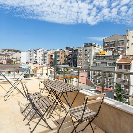 Modern Galata Κωνσταντινούπολη